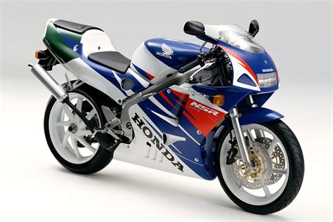 Moto del día: Honda NSR 250 R (MC28) - espíritu RACER moto