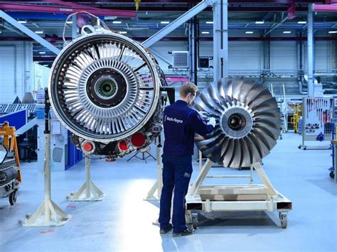 Rolls-Royce delivers 100th Pearl 15 engine to Bombardier - Aerospace Manufacturing