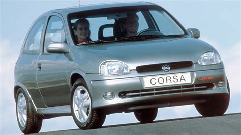 1994 Opel Corsa GSi [3-door] - Wallpapers and HD Images | Car Pixel