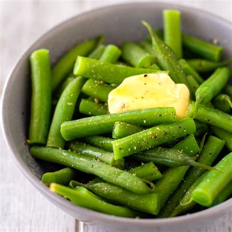 Instant Pot Green Beans With Butter & Cracked Pepper