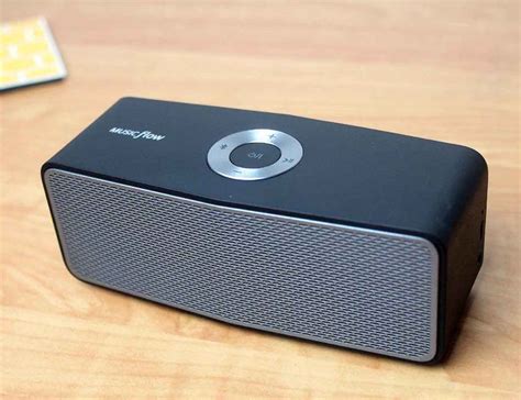 LG Music Flow P5 Portable Bluetooth Speaker » Gadget Flow