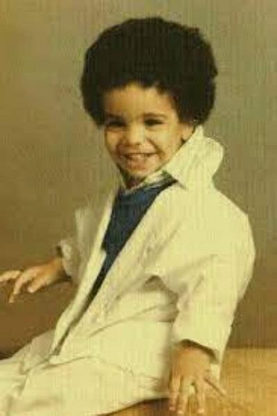 Drake Age, Net Worth, Girlfriend, Family, Height and Biography - TheWikiFeed