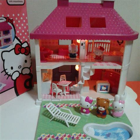 Hello Kitty - Light Up Playhouse, Toys & Games, Bricks & Figurines on ...