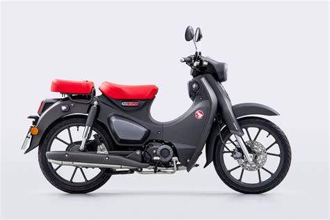 2022 Honda Super Cub 125 Boosts Power and Efficiency, Keeping Its Famous Style - autoevolution