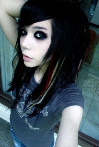 9 Best Emo Makeup Looks You Must Watch! | Emo makeup, Emo makeup looks ...