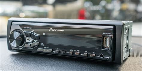 The Best Single-DIN Bluetooth Car Stereo: Reviews by Wirecutter | A New York Times Company