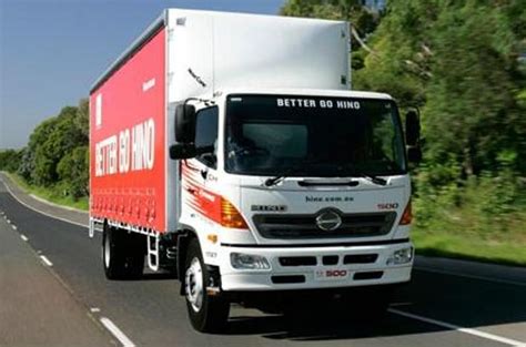 2010 Hino 500 Series | Top Speed