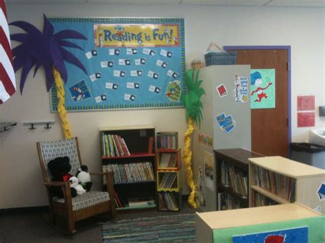 Classroom themes, Reading corner, Classroom