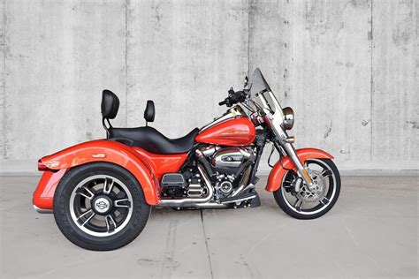 Pre-Owned 2017 Harley-Davidson Trike Freewheeler FLRT Trike in ...