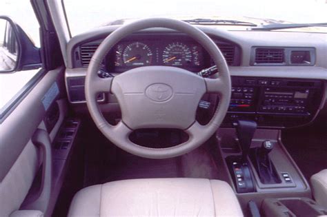 1990-97 Toyota Land Cruiser | Consumer Guide Auto