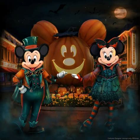 FIRST LOOK: New Halloween Costumes Revealed for Mickey & Minnie at Disneyland Resort ...