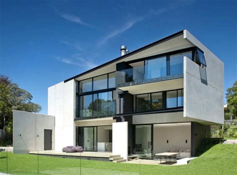 Precast Concrete Walls House in New Zealand | Modern House Designs