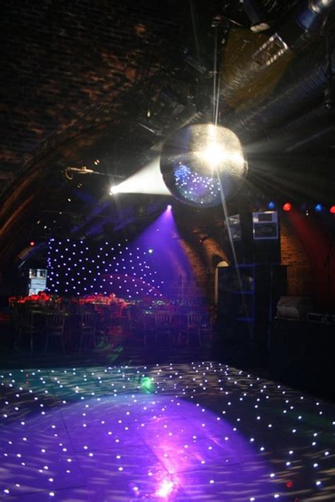 How to Throw a '70s Disco-Themed Party | Holidappy