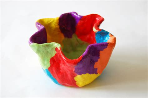 Pinch Pots | Kids' Crafts | Fun Craft Ideas | FirstPalette.com