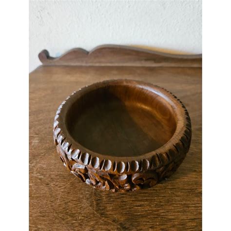 Vintage Hand-Carved Wooden Bowls- Set of 2 | Chairish