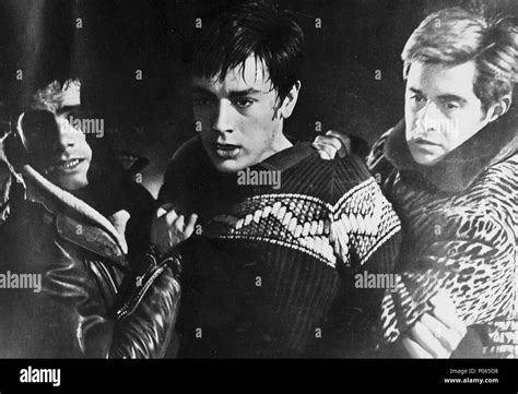 Alain delon rocco e i suoi fratelli Black and White Stock Photos & Images - Alamy