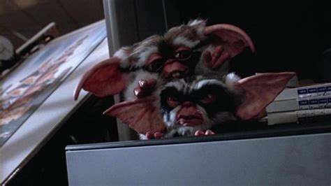 GREMLINS 2: THE NEW BATCH (1990) - Servo Operated Lenny Mogwai Puppet ...