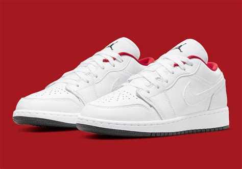 Air Jordan 1 Low GS "White/Red" 553560-164 | SneakerNews.com