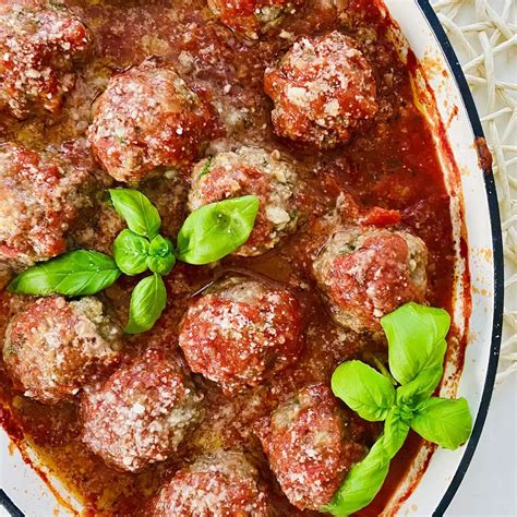 Easy Baked Italian Meatball Marinara Recipe (Video)