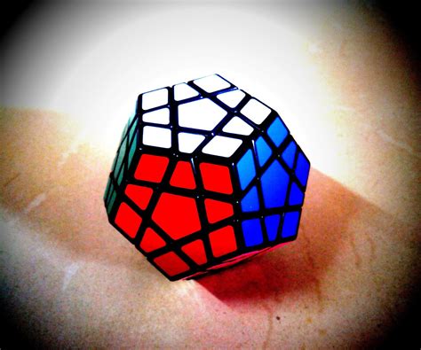 Solving the Megaminx (Faster and Simpler) | Rubik's cube solve, Rubiks ...