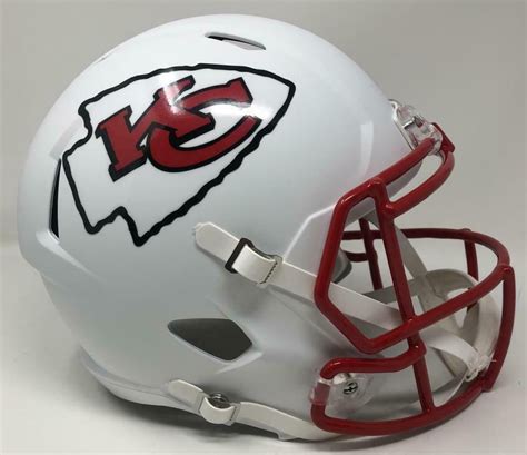 Kansas City Chiefs Full-Size Matte White Speed Helmet | Pristine Auction