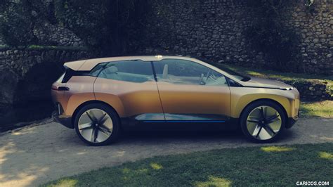 BMW Vision iNEXT | 2018MY | Side