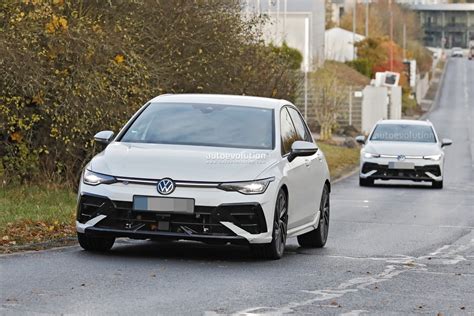 2025 VW Golf R Spied in Hatch and Wagon Flavors, Can You Spot the Changes? - autoevolution