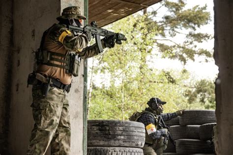 9 Tips and Rules Every Airsoft Beginner Needs To Know