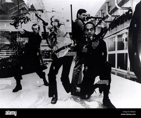 Dawn Of The Dead 1978 Zombies