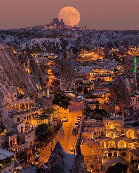 Cappadocia at night, Turkey, photo by Koko David : r/interestingasfuck