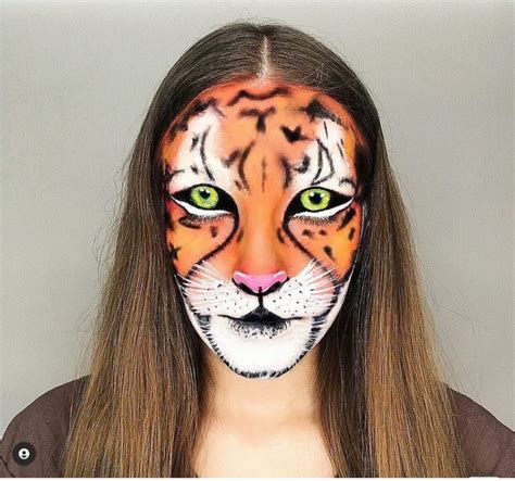 28 Fierce Tiger Makeup For Halloween - The Glossychic