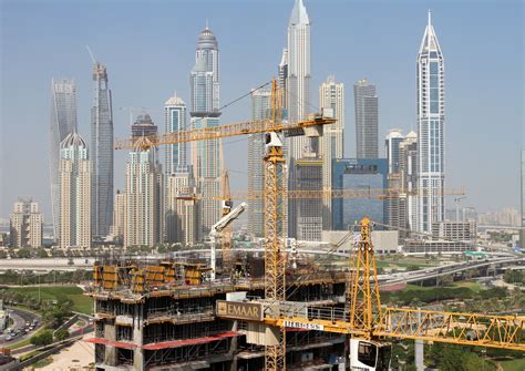 Seven Liebherr Tower Cranes Work in Dubai ⋆ Crane Network News