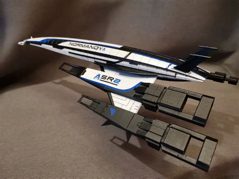 Normandy SR2 Alliance version model from Mass Effect 3 17 | Etsy