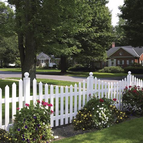 Concord Scalloped Vinyl Fence (1x3) - AVO Fence & Supply