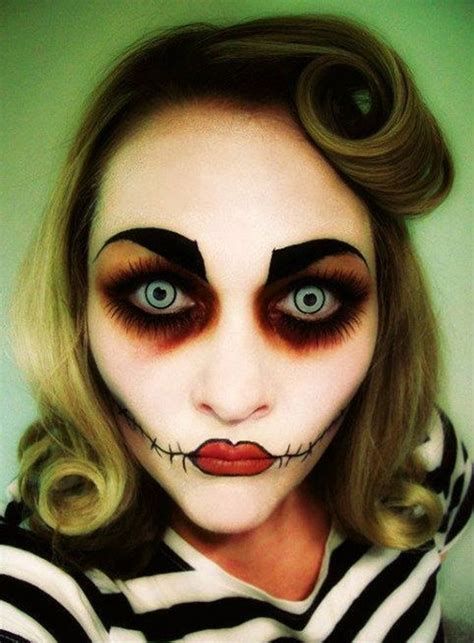 Makeup Ideas For Women That Bring The Spooky Back To Halloween