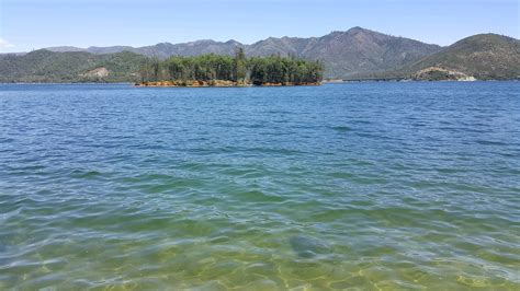 The Best Places for SUP Yoga in California: Find Your Zen on the Water