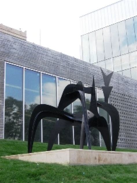 Calder Returns to Kansas City Sculpture Park | KCUR - Kansas City news and NPR