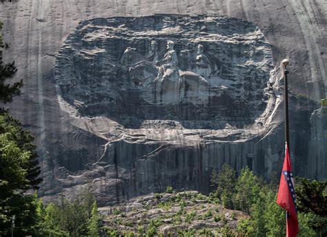 Giant Confederate leaders carving to stay intact, for now, at Georgia's Stone Mountain - CBS News