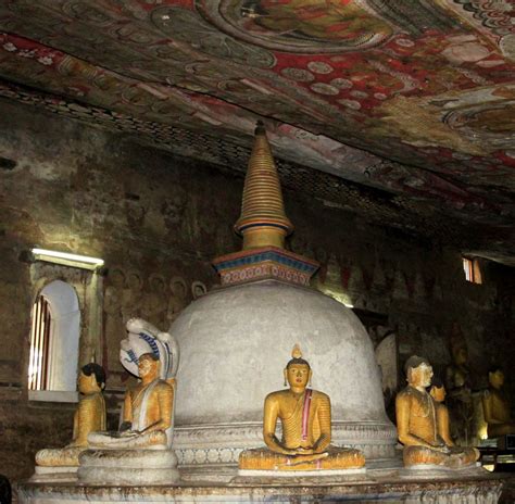 Sri Lanka - Dambulla Cave Temple 005