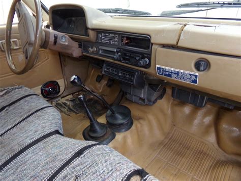 toyota 4×4 interior | Barn Finds