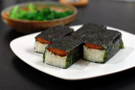 Geek Eats- Spam Musubi (plus Spam Musubi Taco Recipe) | DAPs Magic