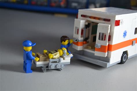 Lego Ambulance - Bilscreen