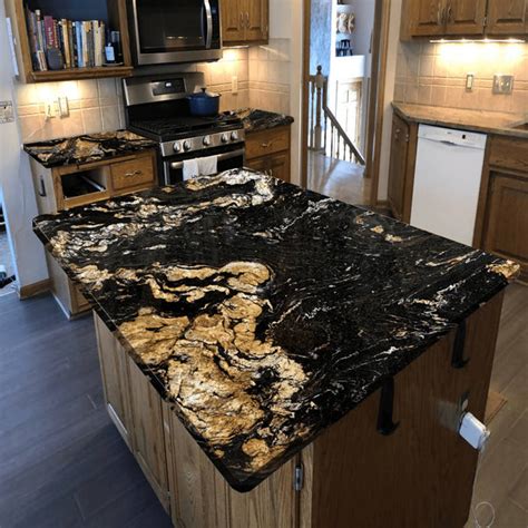 FUSION BLACK QUARTZITE | www.work-tops.com