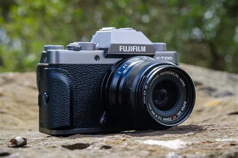 Fujifilm X-T100 Review | Compact Vlogging Camera