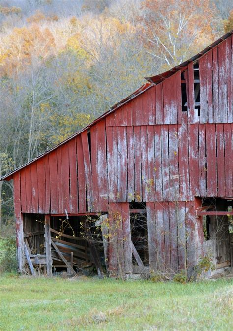 old barn fall colors - Classroom Clipart