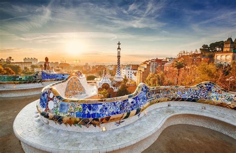 Park Güell in Barcelona bezoeken? Tickets, Info + Openingsuren