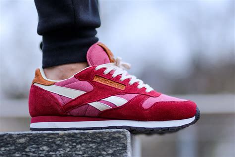 Reebok Classic Leather “Light Red” | SBD