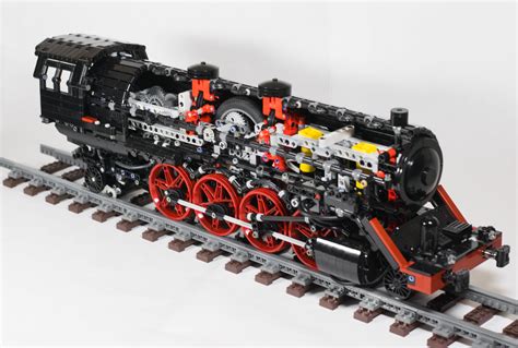 LEGO IDEAS - Pneumatic Steam Locomotive