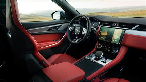 Jaguar F-Pace Interior Layout & Technology | Top Gear