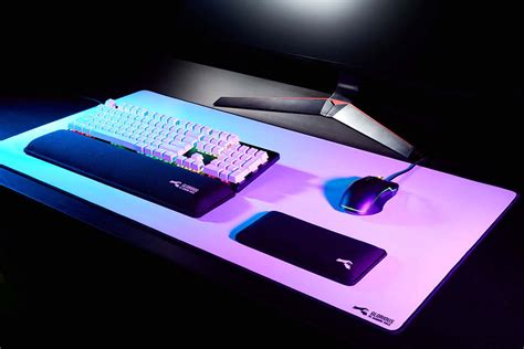 Glorious XXL Extended Gaming Mouse Pad / Mat - 18"x36" - Black/White – Glorious PC Gaming Race